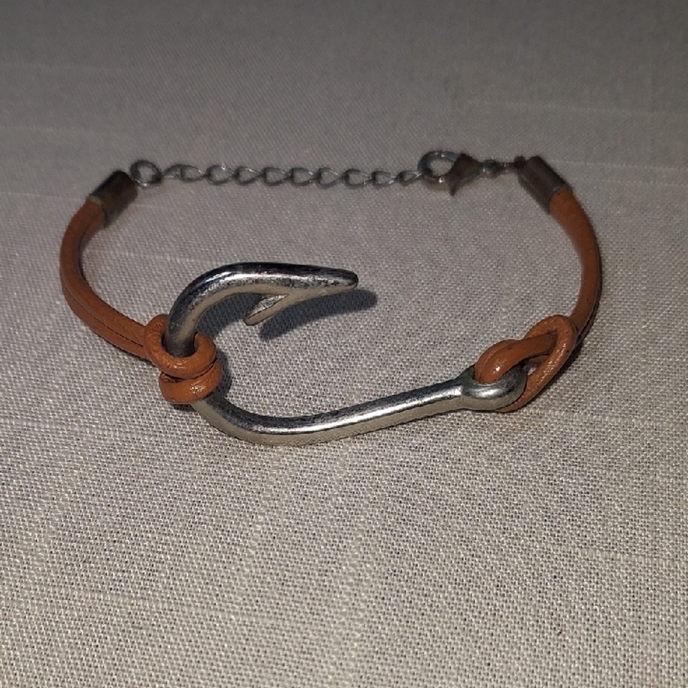 Fish Hook Braclet - image 1